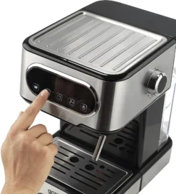 Gorenje ESCM 15 DBK Espressomaschine Mit Siebträger/Professioneller Milchaufschäumer Für Cremigen Capuccino/TouchControl/TemperatureControl/EasyClean/1,5 L Wassertank/1100 W/30 Cm/15 Bar/Edelstahl -Bon Cafe Store 3224d73df29ee399bcc165a92e4725c2