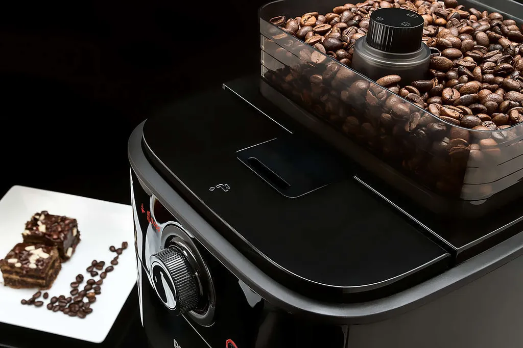 Philips Grind + Brew Filterkaffeemaschine Mit Mahlwerk, 1.2 L Glaskanne, Bis Zu 12 Tassen, Metall, Schwarz (HD7767/00) 6 Philips Grind + Brew Filterkaffeemaschine Mit Mahlwerk, 1.2 L Glaskanne, Bis Zu 12 Tassen, Metall, Schwarz (HD7767/00) – Bild 4