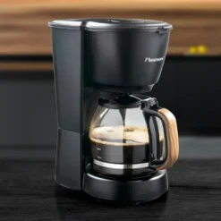 Bestron Filter-Kaffeemaschine Für 10 Tassen Kaffee, Inkl. 1,5 Liter Glaskanne, Permanentfilter & Warmhalteplatte, 1.000 Watt, Black & Wood-Design, Farbe: Schwarz / Holz -Bon Cafe Store 8e728bce31eff8c8235c0b81692079ae