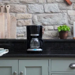 Russell Hobbs 24391-56 Inspire Black Digitale Kaffeemaschine Mit Timer, WhirlTech-Brühtechnologie, 1,25 L Glaskanne, 1100 Watt 19 Russell Hobbs 24391-56 Inspire Black Digitale Kaffeemaschine Mit Timer, WhirlTech-Brühtechnologie, 1,25 L Glaskanne, 1100 Watt -Bon Cafe Store a18a779e96c1da4597f0b2ef765ef1b7